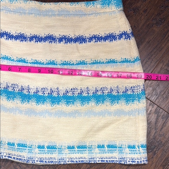 Alice + Olivia Eli Ivory Tweed Mini Skirt - Picture 9 of 9